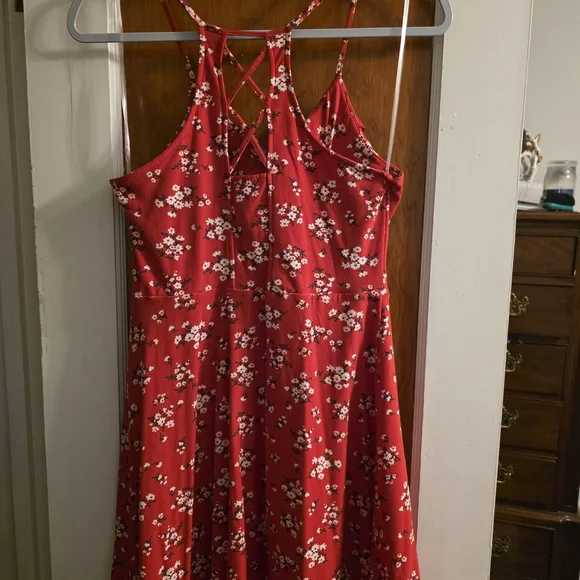 No Boundaries Red Floral Midi Dress - Picture 2 of 3